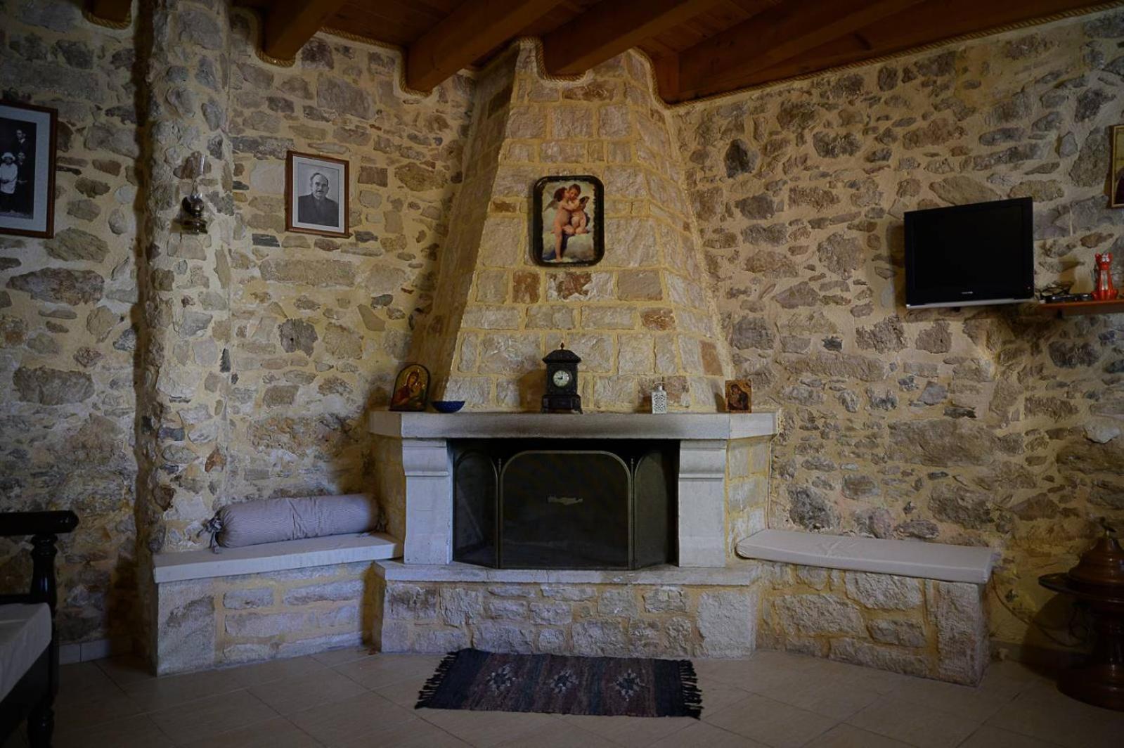 Krousonas  Traditional Stone Mezonete מראה חיצוני תמונה